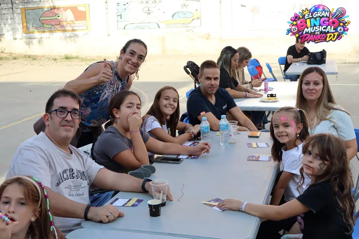 El Gran Bingo Musical de Danko DJ: Público y familias