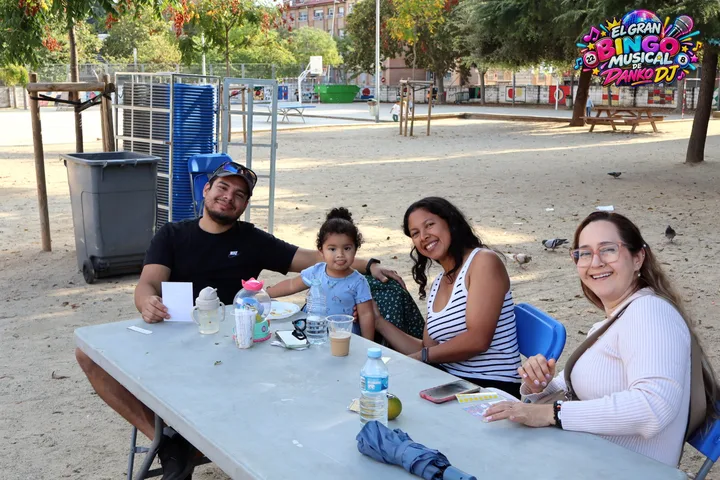 El Gran Bingo Musical de Danko DJ: Público y familias