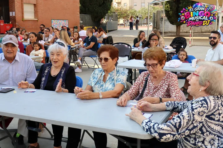 El Gran Bingo Musical de Danko DJ: Público y familias