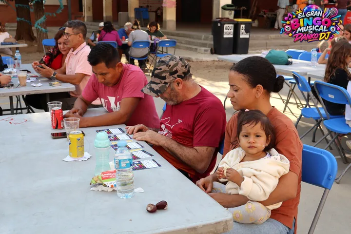 El Gran Bingo Musical de Danko DJ: Público y familias