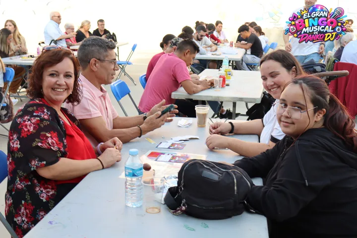 El Gran Bingo Musical de Danko DJ: Público y familias