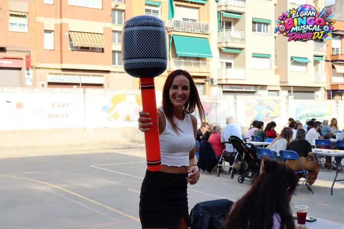 El Gran Bingo Musical de Danko DJ: Bingo en acción