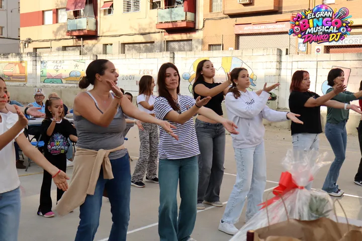 El Gran Bingo Musical de Danko DJ: Público y familias